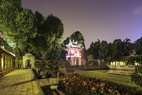 Các hoạt động ở Văn miếu Quốc Tử Giám