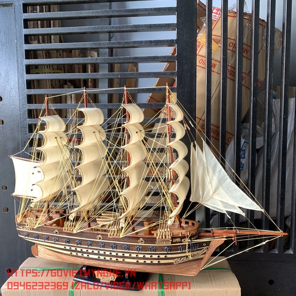 Mô hình thuyền gỗ thuyền trang trí tàu chở hàng Jylland - Thân tàu dài 80cm - Buồm màu Trắng Vàng - Gỗ Xoan Đào