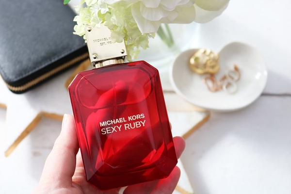 Michael Kors Sexy Ruby EDP 100ml - MADE IN SWITZERLAND.