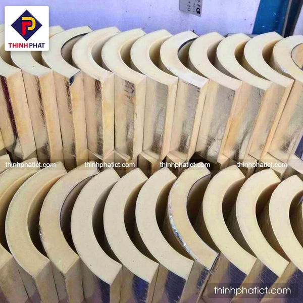  Đơn hàng gối Pu Foam đế tròn cho khách hàng