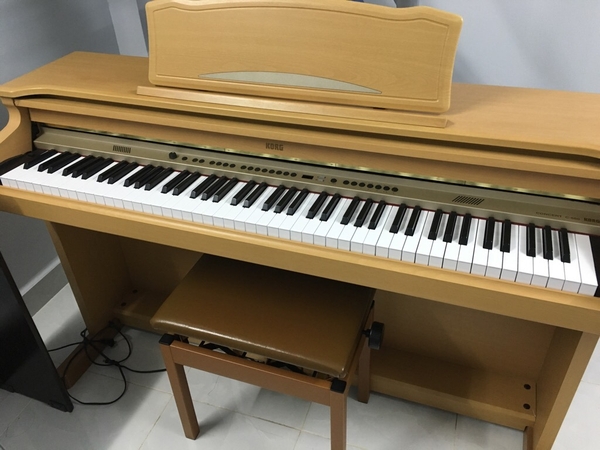 Piano KORG C -660