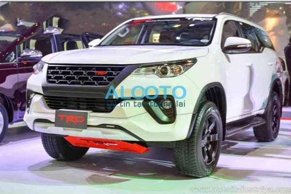 ĐỒ CHƠI PHỤ KIỆN CHO FORTUNER 2017