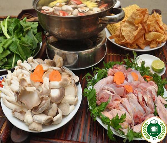 Lẩu Gà Ngải Cứu