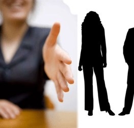 Chiêu mộ nhân tài từ công ty đối thủ