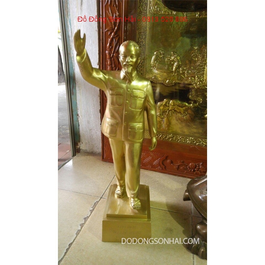 Đúc tượng Bác Hồ vẫy tay chào bằng đồng, dát vàng 9999, cao 50cm, mã D04