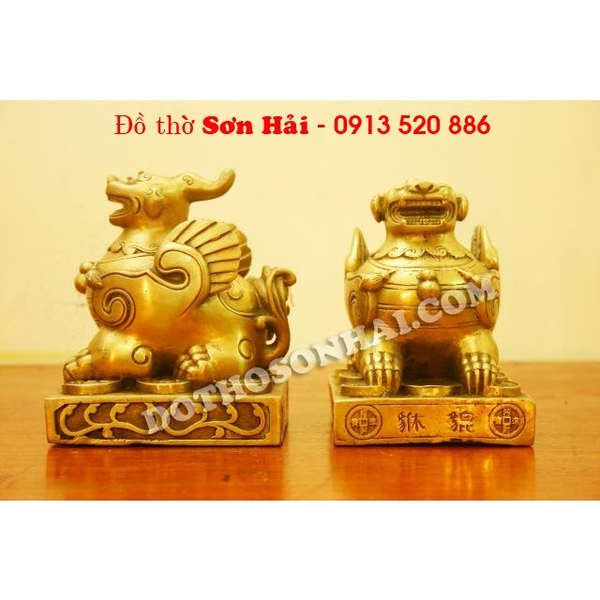 Giá con tỳ hưu đồng phong thủy 15cm x 17cm