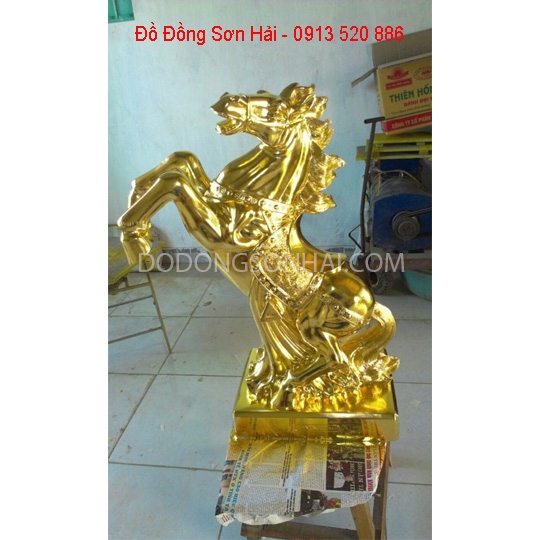 Đúc ngựa đồng phong thủy, dát vàng 9999, mã D05