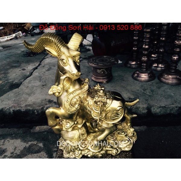 Dê vàng phong thủy bằng đồng dát vàng 9999, mã D02