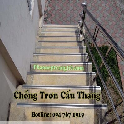 Nẹp Ốp Chống Trơn Cầu Thang TL30