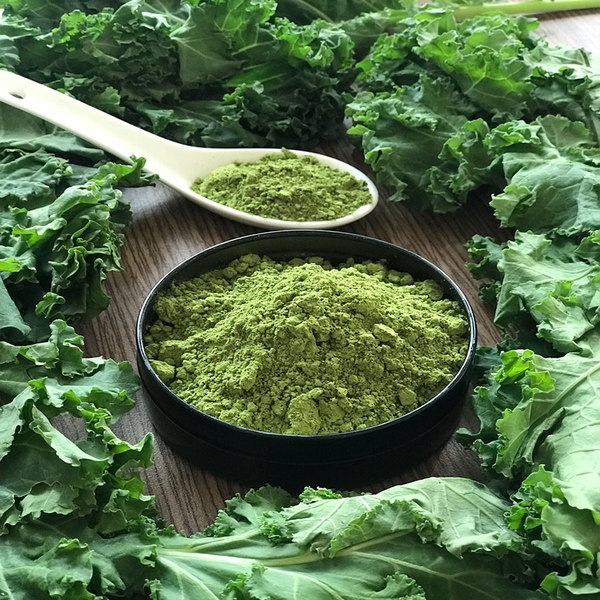 Tác dụng của bột cải kale (cải xoăn), nổi danh nữ hoàng rau xanh
