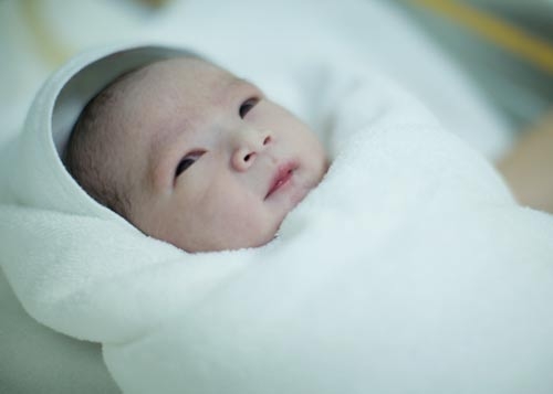 Mặc đồ cho trẻ sơ sinh cần đặc biệt lưu ý điều này