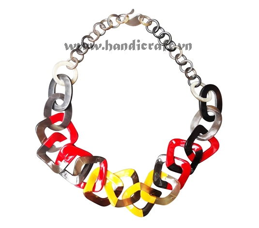 Horn & lacquer necklace