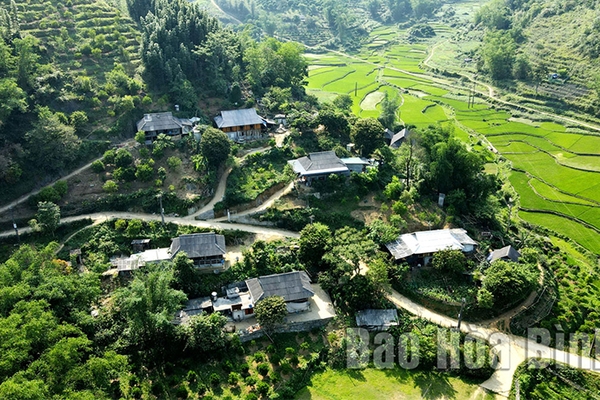Điểm hẹn du lịch vùng cao Tân Lạc, Hòa Bình