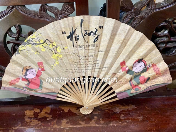 Quạt giấy thủ công Việt Nam