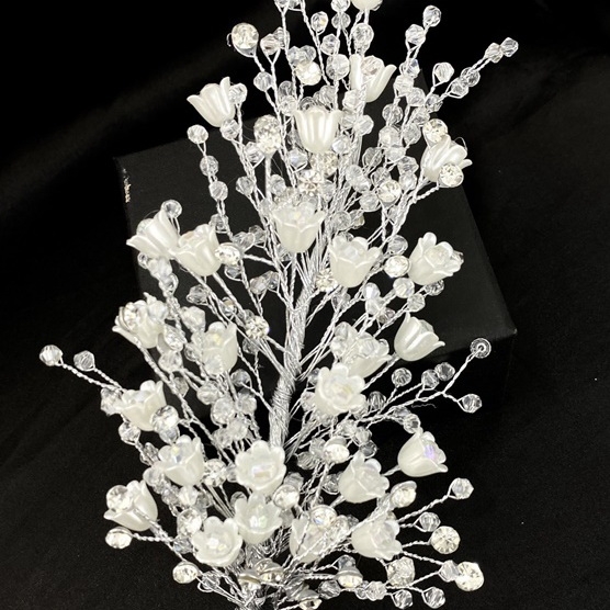 Phụ kiện cô dâu 05