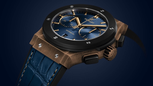 Review đồng hồ Hublot Classic Fusion Bronze Bucherer Blue Edition Review đồng hồ Hublot Classic Fusion Bronze Bucherer Blue Edition