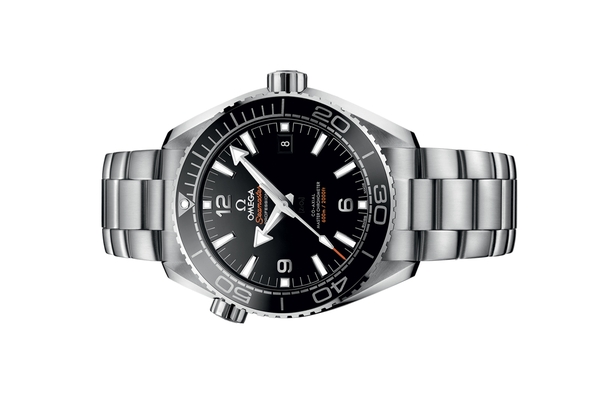 Đồng Hồ Omega Seamaster Planet Ocean 600m 43.5mm 215.30.44.21.01.001