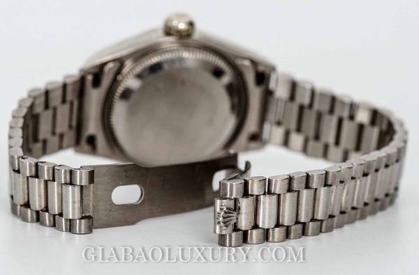 Đồng Hồ Rolex Lady Datejust 69179 Mặt Số Bạc Nạm Kim Cương