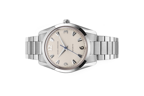 Đồng hồ đeo tay thương hiệu Nivada Grenchen, dòng sản phẩm Antarctic, Ref number: 35004M20, mặt số màu trắng size 35mm, máy lên cót tay, vỏ và dây bằng thép không gỉ 316, mới 100%