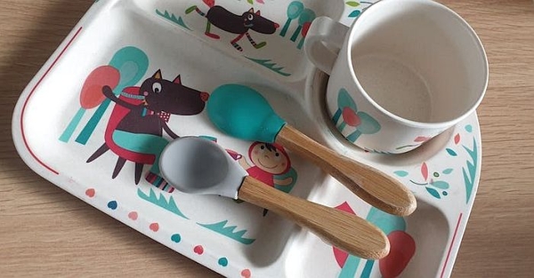 Bộ đồ ăn bằng tre “dẻo hóa” bị thu hồi ở 21 quốc gia EU