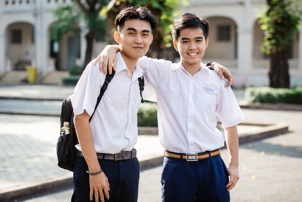 Thắt lưng học sinh: Phụ kiện cần thiết cho các em