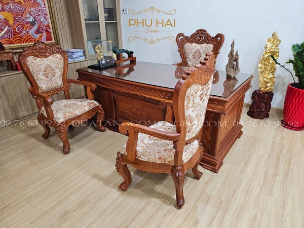 Bàn Làm Việc Lãnh Đạo Gỗ Mẫu Hoa Lá Tây Đẹp