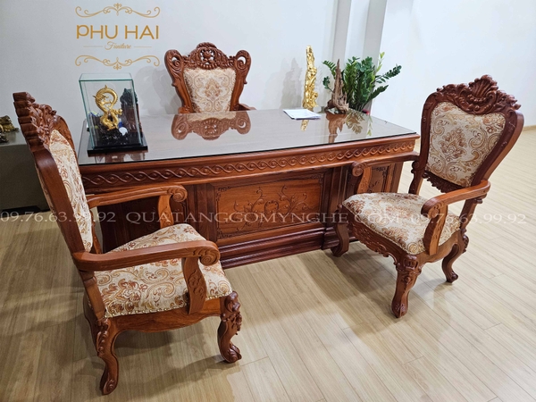 Bàn Làm Việc Lãnh Đạo Gỗ Mẫu Hoa Lá Tây Đẹp