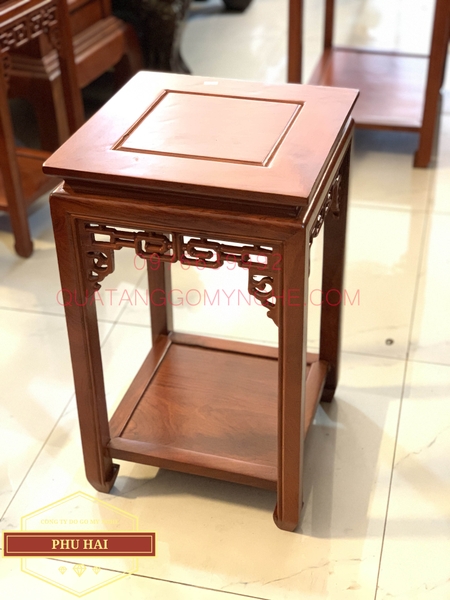 Đôn vuông gỗ hương cao 60 x 30