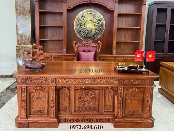 bàn làm việc trống đồng