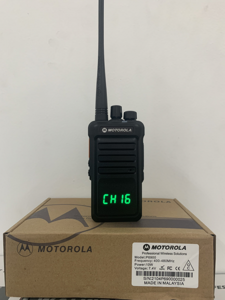 Máy bộ đàm cầm tay Motorola P6900