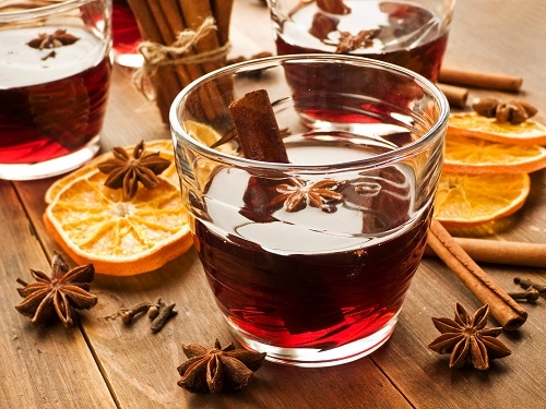 Rượu vang nóng - thức uống mùa Giáng sinh của người dân Châu Âu