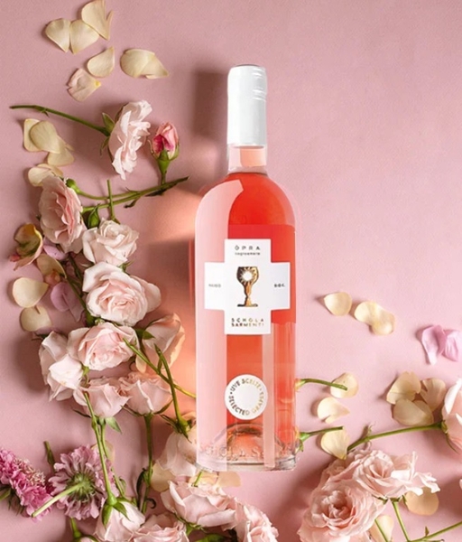 Những thông tin thú vị ít người biết về rượu vang hồng