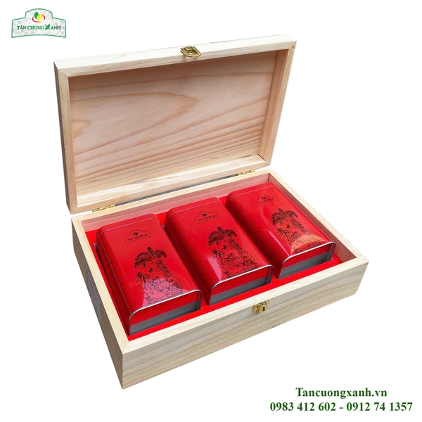 Trà Đinh Ngọc Tiến Vua 300gram - Hộp Gỗ Thông