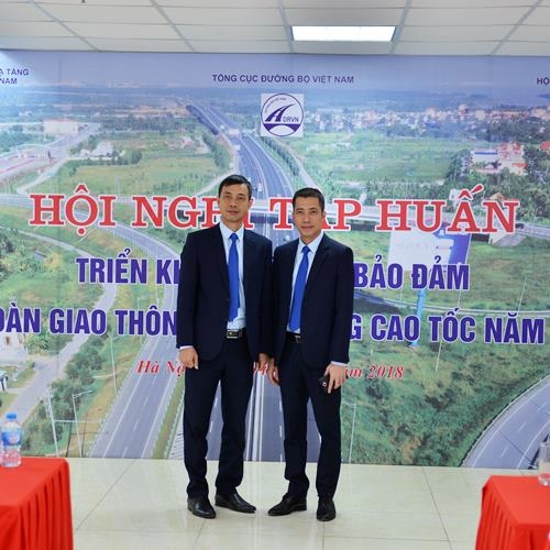 Chụp ảnh Hội nghị tập huấn triển khai nhiệm vụ giao thông Hà Nội - Hải Phòng