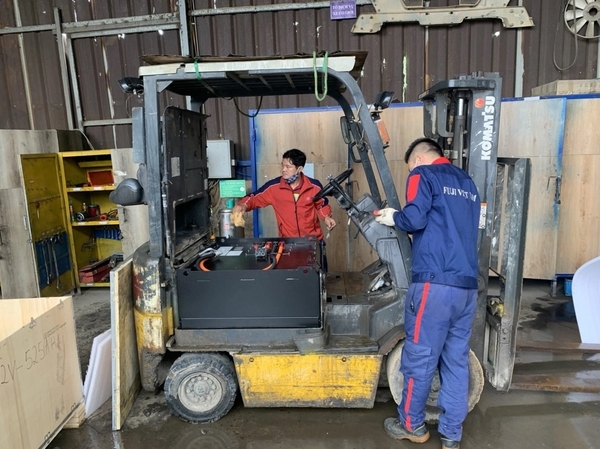 Có nên dùng pin Lithium Frey cho xe nâng không? Địa chỉ mua ắc quy Lithium uy tín
