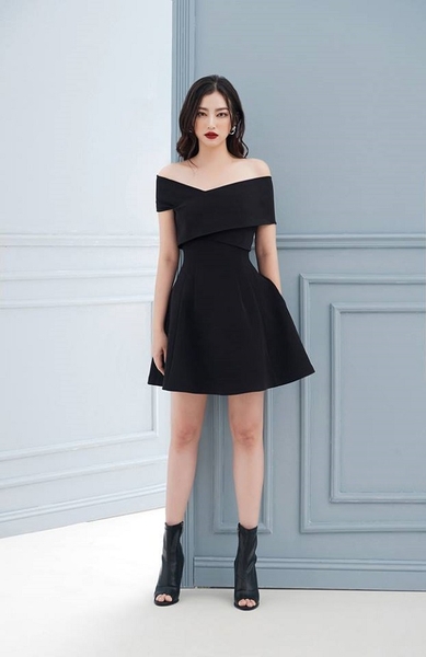 cách chọn trang phục cho cô nàng dáng chữ nhật