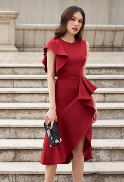 cách chọn trang phục cho cô nàng dáng chữ nhật