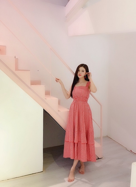 Cách chọn váy maxi cho nàng chân ngắn