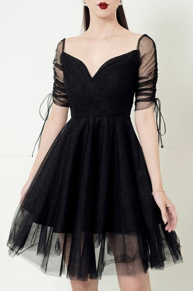 Chọn đầm xòe dự tiệc cuối năm cho nàng béo thon thả hơn