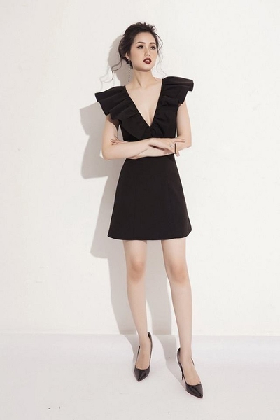 Chọn váy công sở phù hợp cho cô nàng siêu vòng 3