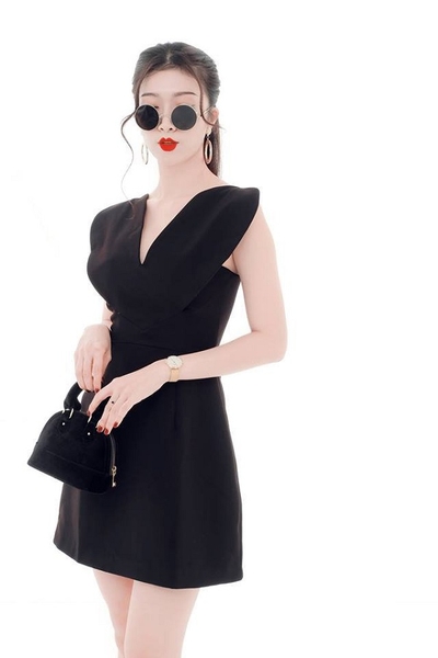 Đầm công sở đẹp cho người béo bụng giúp che trọn vẹn khuyết điểm