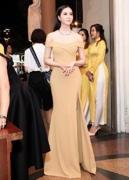 Đầm dạ hội cao cấp