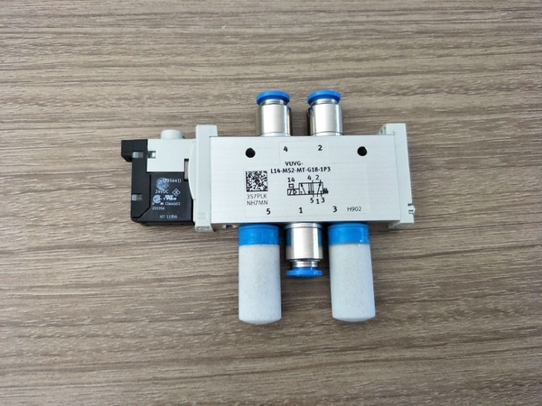 Festo VUVG L14 M52 AT G18 1P3 566499 Valvola a solenoide