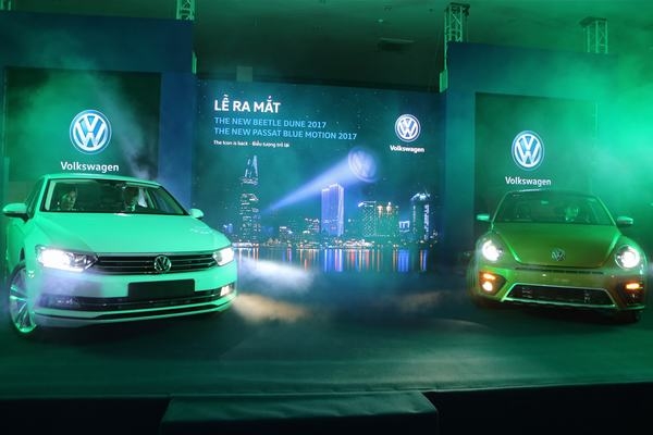 Volkswagen Beetle Dune và Passat BlueMotion ra mắt tại Việt Nam