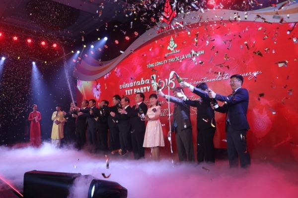 Vinataba Tet Party 2018 - Năm châu hội tụ