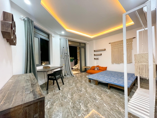 trang trí phòng trọ bằng dây đèn