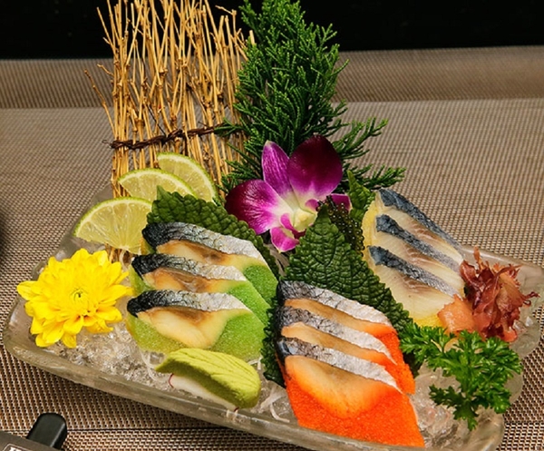 Tại sao cá trích ép trứng có nhiều màu? Quan niệm của người Nhật về Cá trích ép trứng.