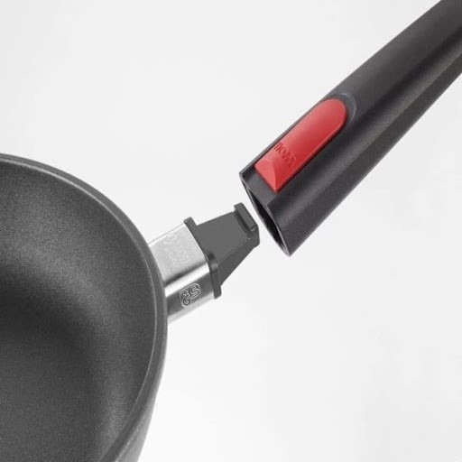 CHẢO SÂU LÒNG WOLL DIAMOND LITE WORK AND STIR FRY PANS SZ 30CM | Phương mart