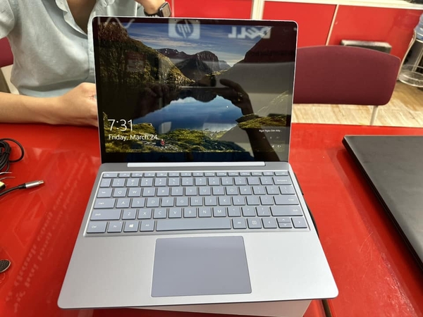 準未使 Surface Laptop Go i5/8/SSD128 Office 準未使 Surface Laptop Go i5/8/SSD128 Office 準未使 Surface Laptop