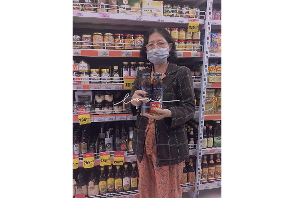 Khách hàng ở các hệ thống siêu thị Lotte, Aeon, Co.opmart...